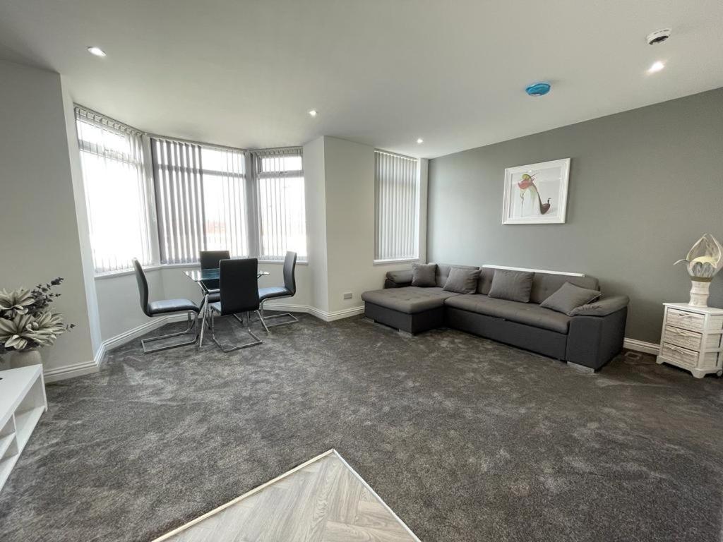 Kimberley Holiday Apartments Cleveleys Extérieur photo