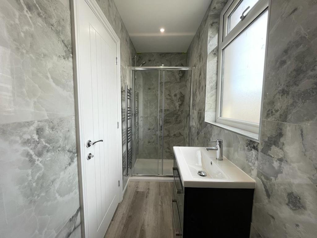 Kimberley Holiday Apartments Cleveleys Extérieur photo